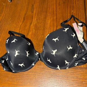 VS PINK Bra Lightly Lined 34C